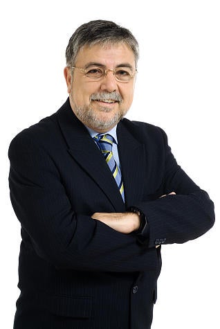 García Escribano: "Los murcianos que dicen que van a votar a C's son votantes de derechas que quieren castigar al PP" García Escribano: "Los murcianos que dicen que van a votar a C's son votantes de derechas que quieren castigar al PP"