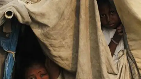 Pobreza - Contraparte Una de las expresiones de la pobreza se presenta en los campos de refugiados