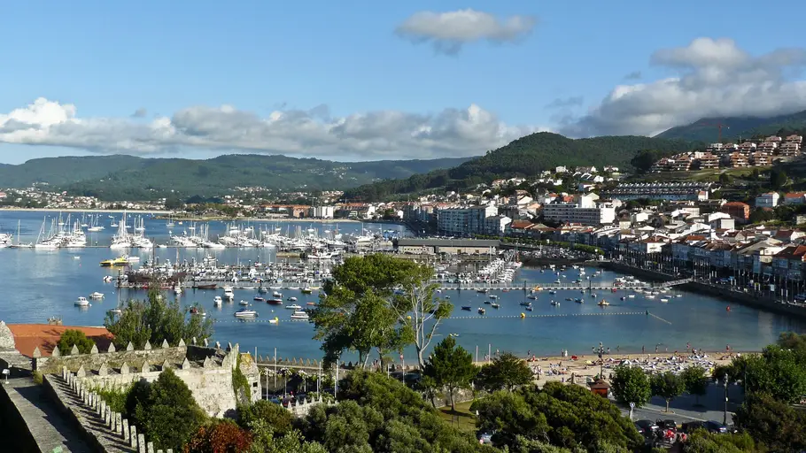 Puerto de Baiona Puerto de Baiona