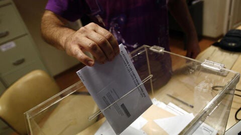 Las urnas citan a m&aacute;s de 35 millones de electores en los comicios m&aacute;s inciertos