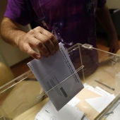 Las urnas citan a más de 35 millones de electores en los comicios más inciertos