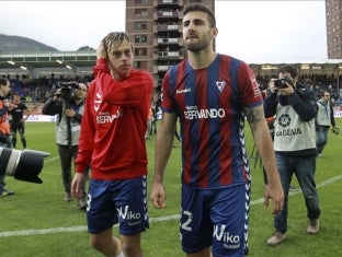 El Atlético y el Valencia se clasifican para la Champions y Eibar y Almería bajan a Segunda El Atlético y el Valencia se clasifican para la Champions y Eibar y Almería bajan a Segunda