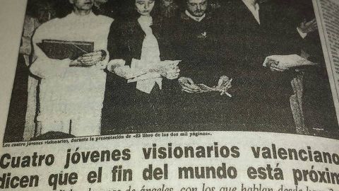 Recorte de peri&oacute;dico: 'Los &aacute;ngeles de Paiporta'