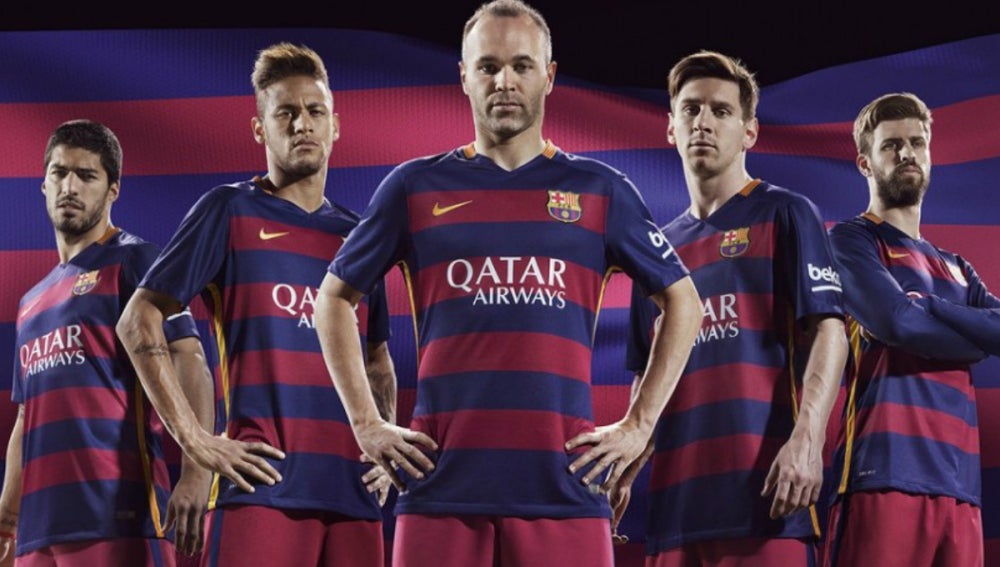 Camiseta con las rayas horizontales del Barcelona