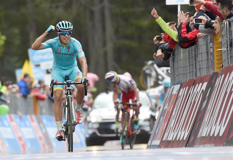 Mikel Landa consigue su segunda victoria en el Giro y Contador aumenta la distancia sobre Aru Mikel Landa consigue su segunda victoria en el Giro y Contador aumenta la distancia sobre Aru