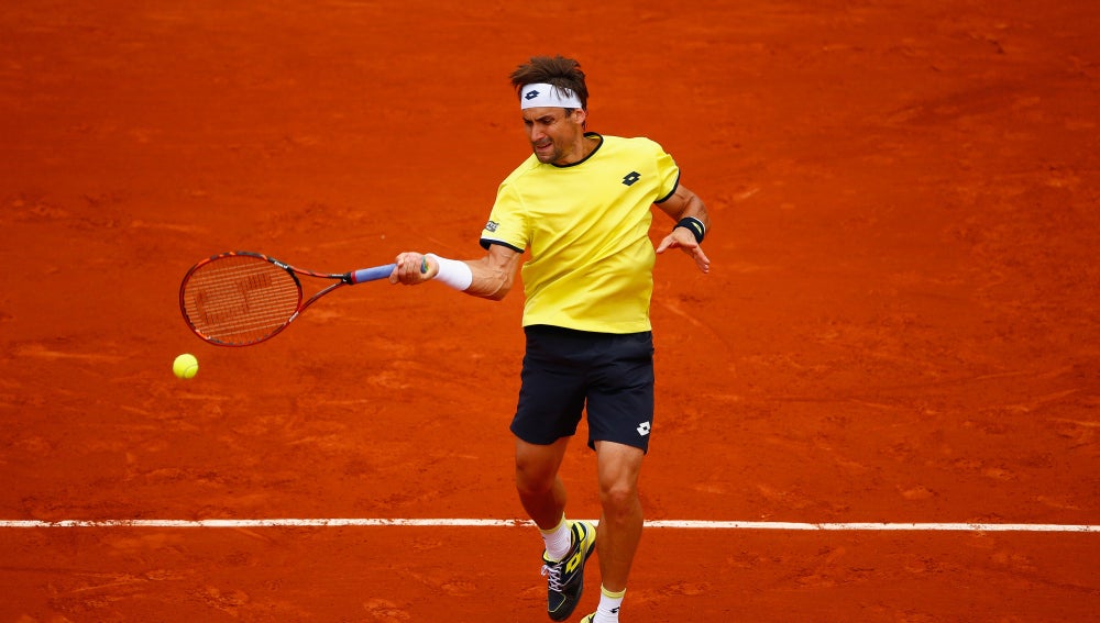 David Ferrer consigue la victoria en Rolland Garros
