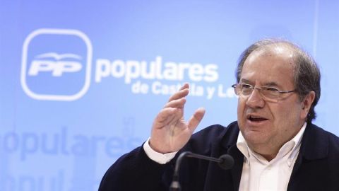 El candidato del PP a la presidencia de la Junta de Castilla y Le&oacute;n, Juan Vicente Herrera