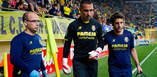 Asenjo confía en su recuperación total Asenjo confía en su recuperación total