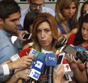 Susana Díaz habla con los medios en Ferraz Susana Díaz habla con los medios en Ferraz