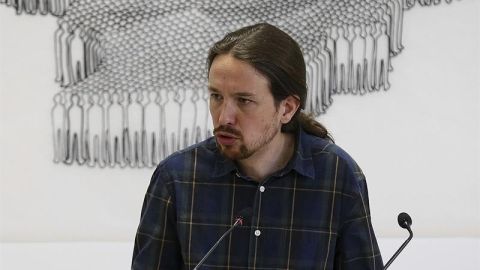 El l&iacute;der de Podemos, Pablo Iglesias, en rueda de prensa