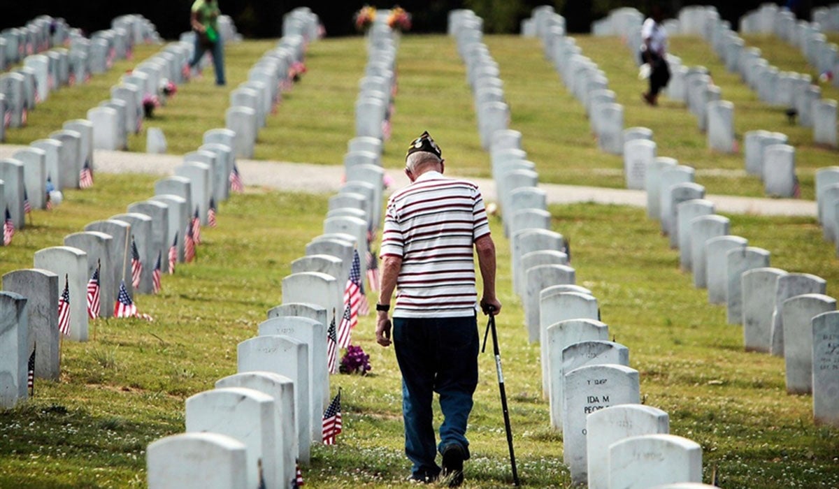 Agustín Alcalá: "Es el Memorial Day, un día de patriotismo puro que, según la tradición, inaugura el verano en EEUU" Agustín Alcalá: "Es el Memorial Day, un día de patriotismo puro que, según la tradición, inaugura el verano en EEUU"