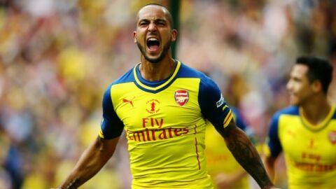 Theo Walcott celebra un gol con el Arsenal |