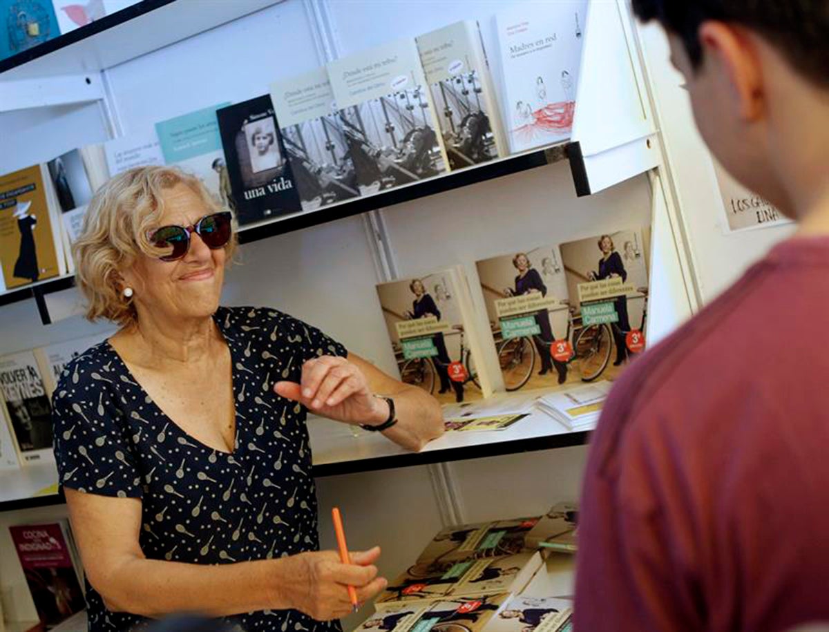 El Ayuntamiento de Madrid regalará un libro a cada niño que nazca en la ciudad El Ayuntamiento de Madrid regalará un libro a cada niño que nazca en la ciudad