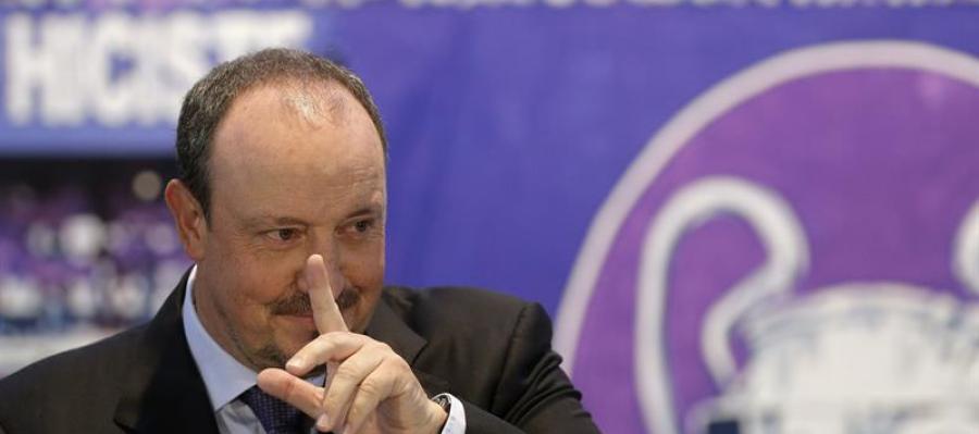 Rafa Benítez emocionado en su presentación con el Real Madrid Rafa Benítez emocionado en su presentación con el Real Madrid
