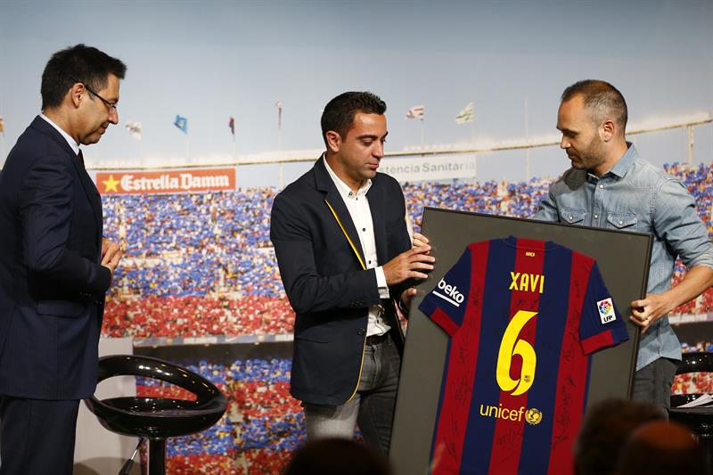 El mundo del deporte homenajea a Xavi Hernández: "Gracias por todo lo enseñado al fútbol" El mundo del deporte homenajea a Xavi Hernández: "Gracias por todo lo enseñado al fútbol"
