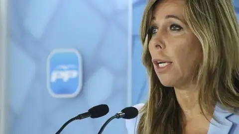 Alicia Sánchez-Camacho: "Pedro Sánchez está 'podemizando' al PSOE" Alicia Sánchez-Camacho: "Pedro Sánchez está 'podemizando' al PSOE"