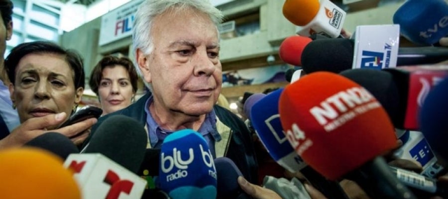 Felipe González llega a Caracas Felipe González llega a Caracas