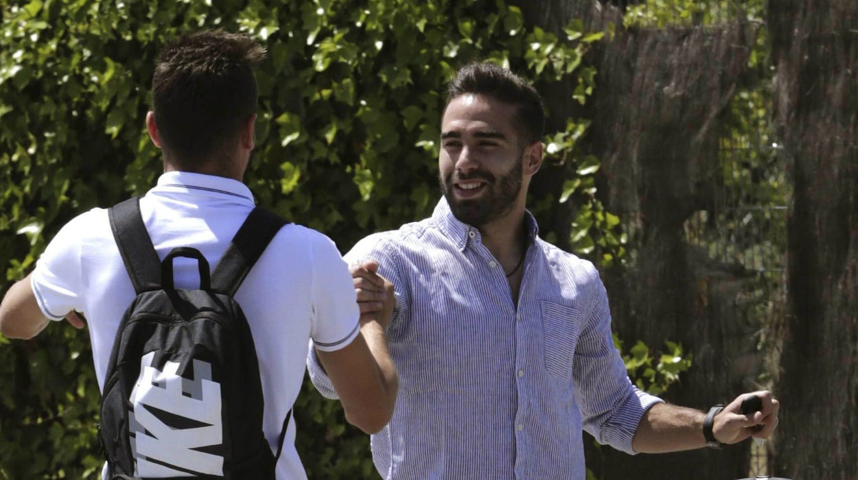 Dani Carvajal: "No considero una ofensa las palabras de Piqué" Dani Carvajal: "No considero una ofensa las palabras de Piqué"