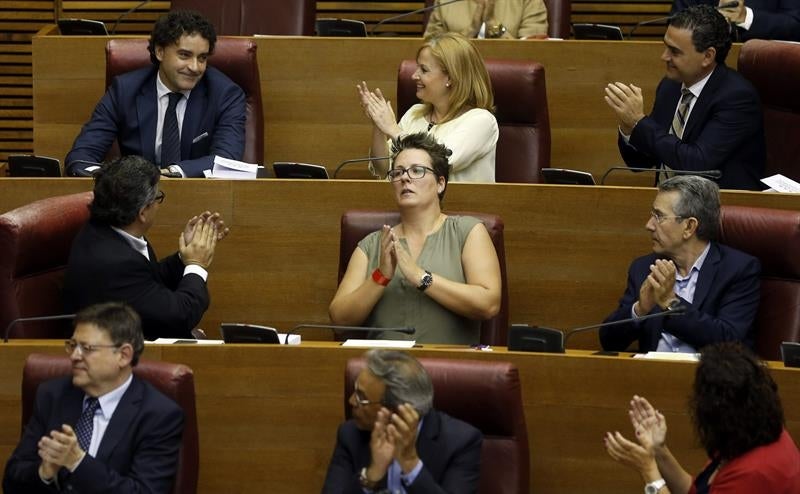 Colomer, presidente de Les Corts tras el acuerdo entre PSPV, Compromís y Ciudadanos Colomer, presidente de Les Corts tras el acuerdo entre PSPV, Compromís y Ciudadanos