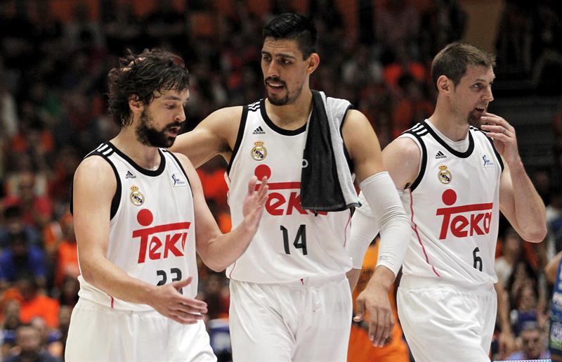 El Real Madrid sella su pase a la final tras ganar al Valencia Basket El Real Madrid sella su pase a la final tras ganar al Valencia Basket