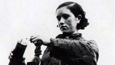 Rosario 'La Dinamitera' Rosario 'La Dinamitera'