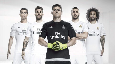 El Real Madrid presenta su equipaci&oacute;n para el 2015-16