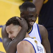Stephen Curry celebra con Green el triunfo de Golden State ante Cleveland Stephen Curry celebra con Green el triunfo de Golden State ante Cleveland
