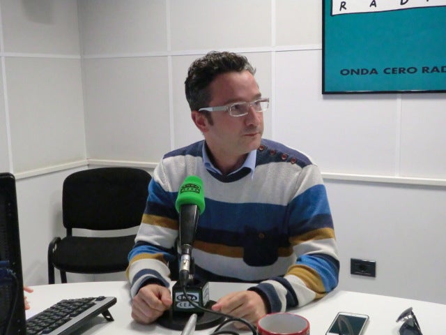 Aquí en la Onda Cantabria. Investigadores: José Luis Gutiérrez Aquí en la Onda Cantabria. Investigadores: José Luis Gutiérrez