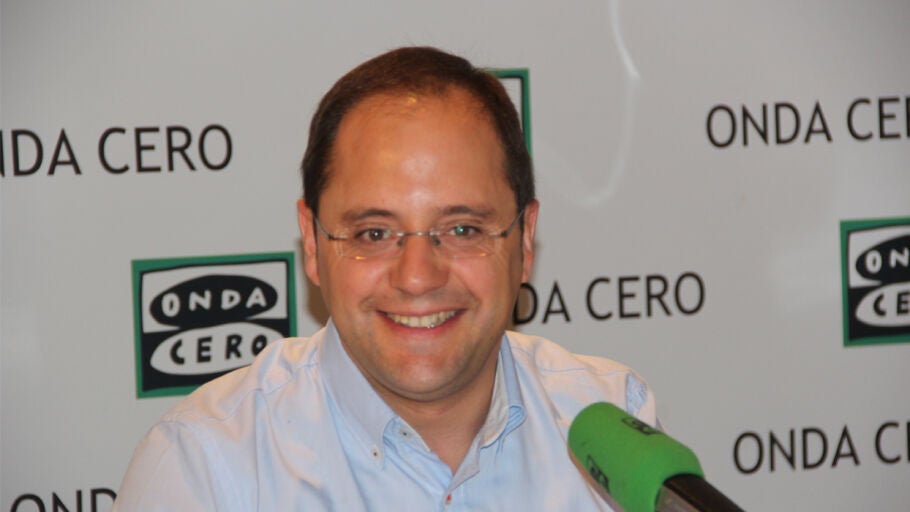 C&eacute;sar Luena