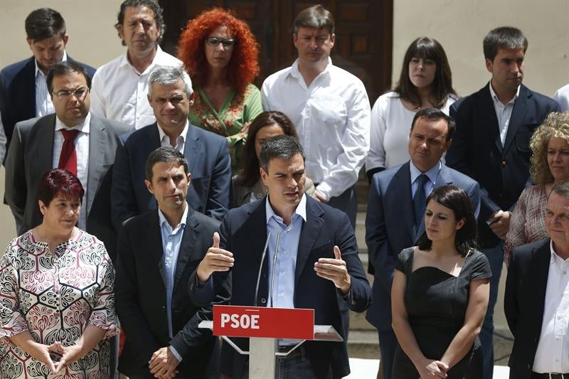 Pedro Sánchez aspirará a la Moncloa sin primarias al ser el único candidato Pedro Sánchez aspirará a la Moncloa sin primarias al ser el único candidato