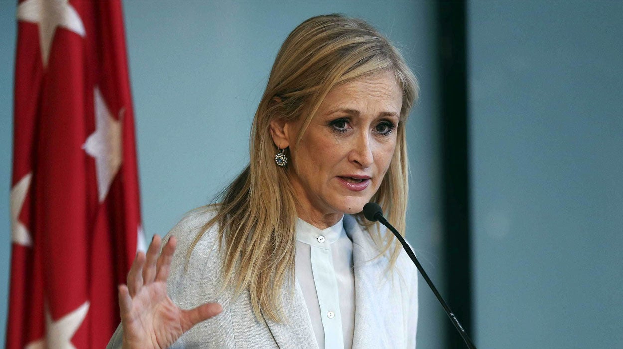 Cristina Cifuentes: "A día de hoy confío en todos y cada uno de mis consejeros" Cristina Cifuentes: "A día de hoy confío en todos y cada uno de mis consejeros"