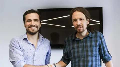Alberto Garzón y Pablo Iglesias Alberto Garzón y Pablo Iglesias