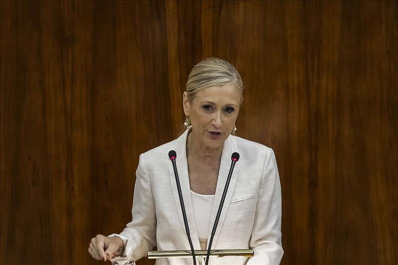 Cifuentes anuncia la rebaja de un 10% en las tasas universitarias de Madrid Cifuentes anuncia la rebaja de un 10% en las tasas universitarias de Madrid