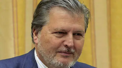 Iñigo Méndez de Vigo Iñigo Méndez de Vigo