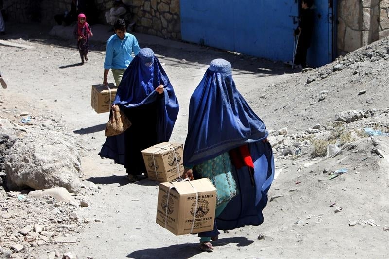 Estado Islámico prohíbe en una provincia afgana que las mujeres salgan a la calle Estado Islámico prohíbe en una provincia afgana que las mujeres salgan a la calle