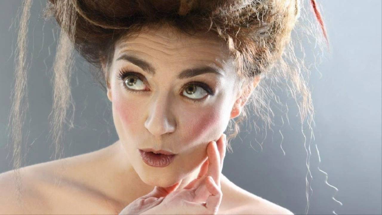 Carmen París: "La jota es el único género musical común a todas las comunidades de España" episode artwork