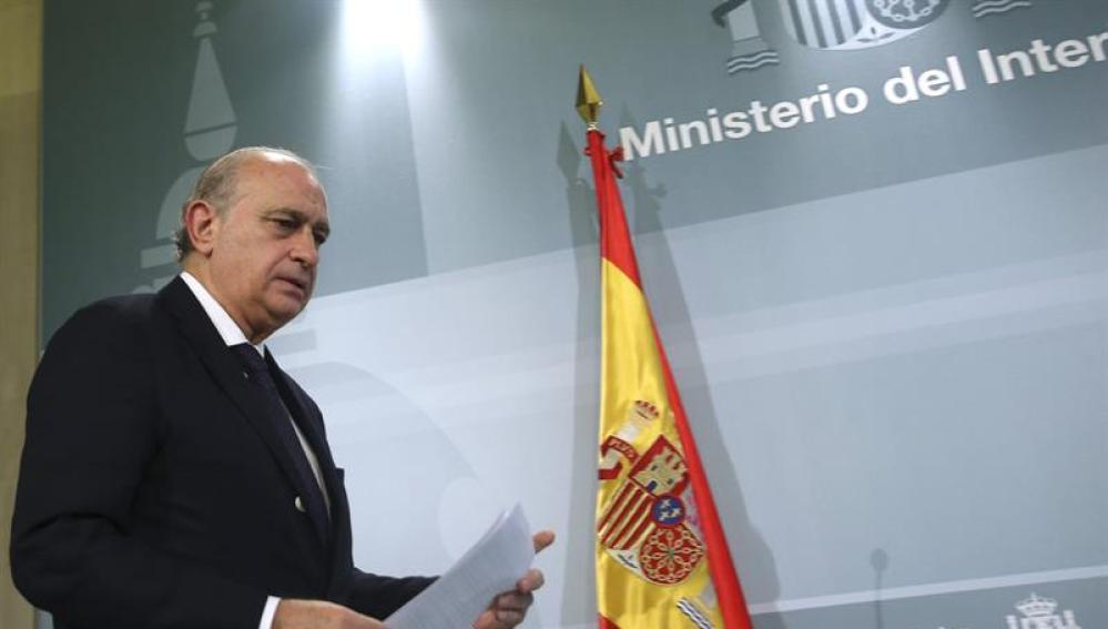 El ministro del Interior, Jorge Fernández Díaz, justifica la subida del nivel de alerta antiterrorista