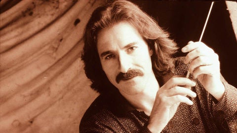 Luis Cobos, músico, compositor y director de orquesta español Luis Cobos, músico, compositor y director de orquesta español