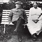 Lenin y su esposa Nadia Krúpskaia Lenin y su esposa Nadia Krúpskaia