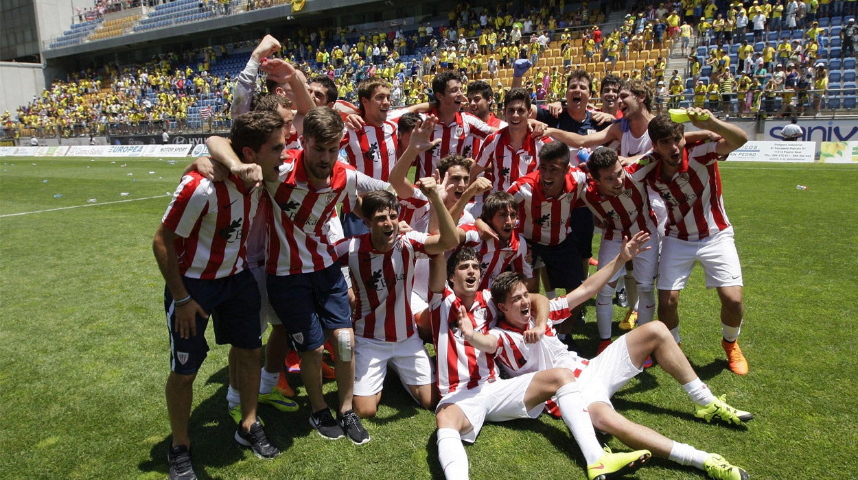 El Bilbao Athletic jugará en segunda a costa del Cádiz El Bilbao Athletic jugará en segunda a costa del Cádiz