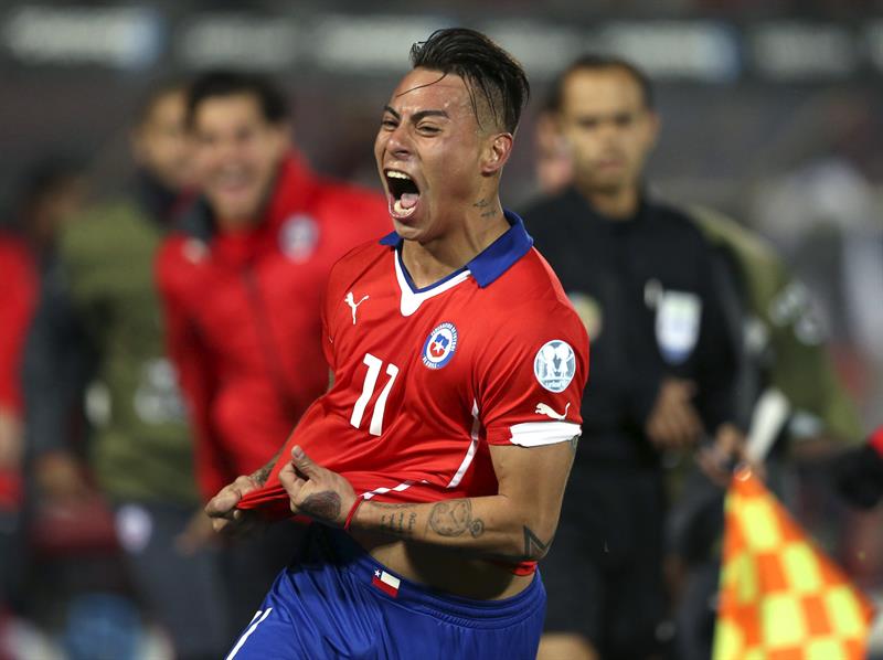 Chile es finalista con un doblete de Vargas Chile es finalista con un doblete de Vargas