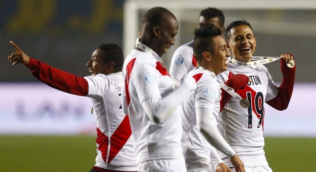 Perú revalida su tercer puesto en la Copa América tras derrotar a Paraguay Perú revalida su tercer puesto en la Copa América tras derrotar a Paraguay
