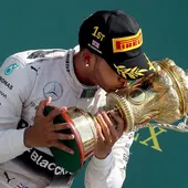 Hamilton gana en Silverstone Hamilton gana en Silverstone