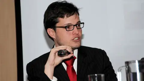 Daniel Munevar Daniel Munevar