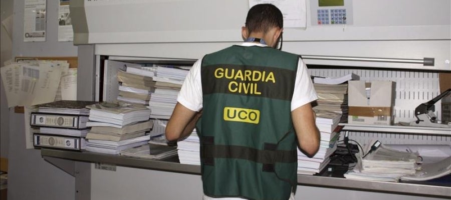 La UCO registra un instituto de formación de UGT por el caso de las facturas falsas La UCO registra un instituto de formación de UGT por el caso de las facturas falsas