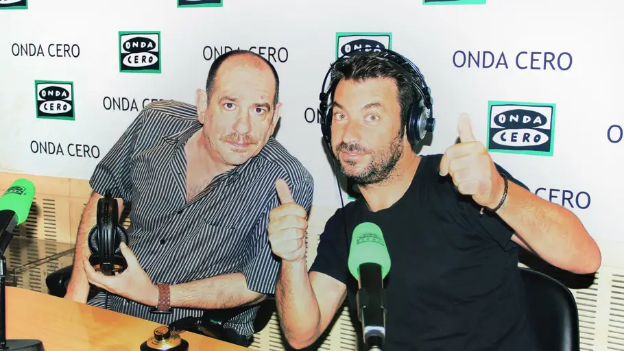Arturo Valls y Karra Elejalde Arturo Valls y Karra Elejalde