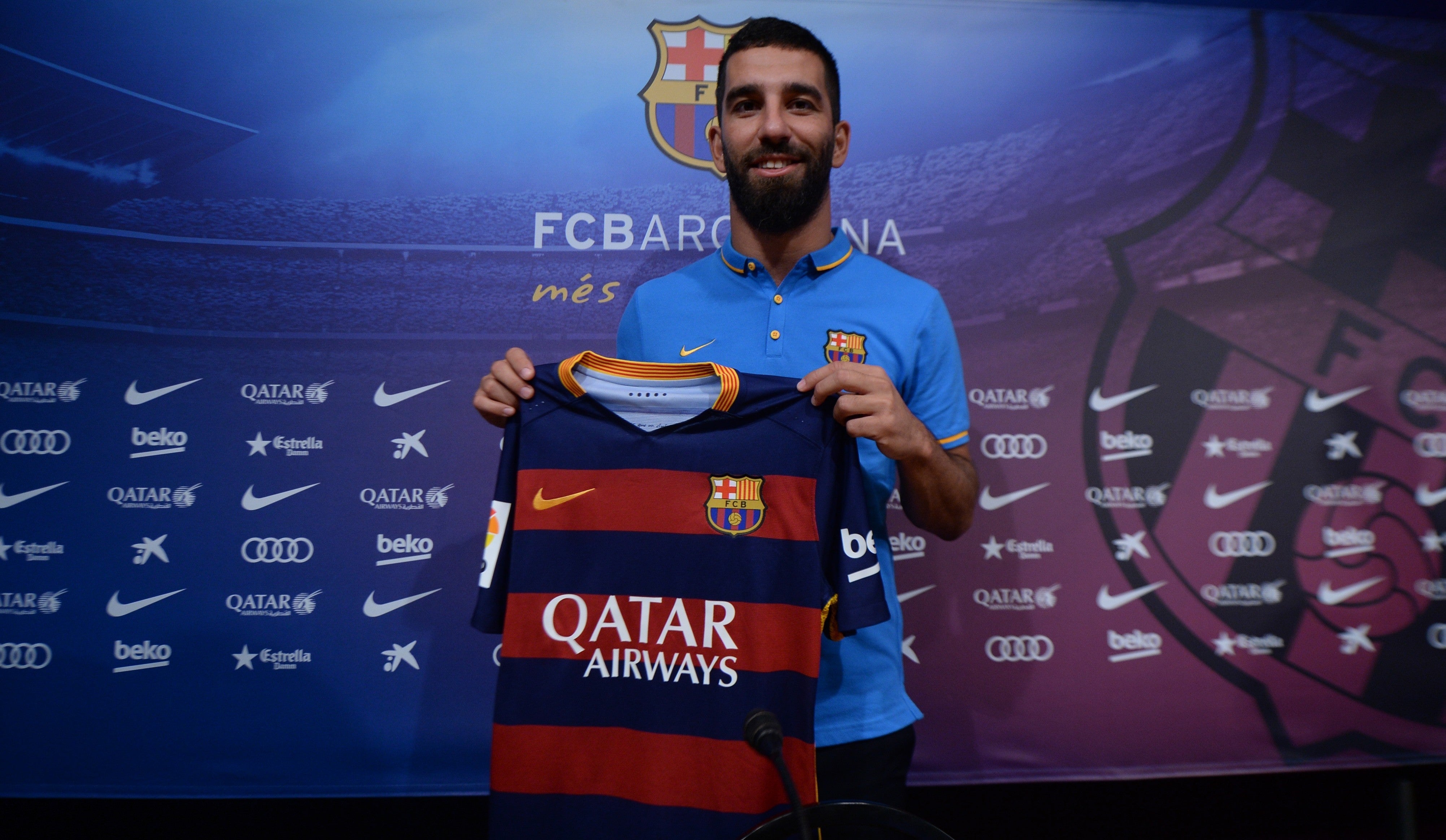 El Barcelona recurrirá al TAS "por indefensión" si la FIFA no se pronuncia sobre el caso Arda Turan El Barcelona recurrirá al TAS "por indefensión" si la FIFA no se pronuncia sobre el caso Arda Turan