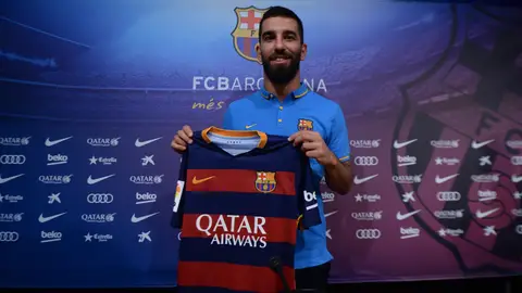 Arda Turan, nuevo jugador del F.C Barcelona Arda Turan, nuevo jugador del F.C Barcelona