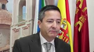 INCUMPLIR LA LOMCE SERÍA INCURRIR EN UN DELITO Y ESTA CONSEJERÍA VA A CUMPLIR LA LEY INCUMPLIR LA LOMCE SERÍA INCURRIR EN UN DELITO Y ESTA CONSEJERÍA VA A CUMPLIR LA LEY