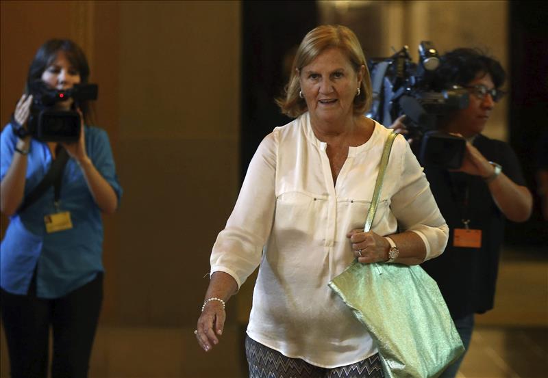 Nuria De Gispert retuitea un falso tuit que llama cerdos a Arrimadas, Girauta, Millo y Montserrat Nuria De Gispert retuitea un falso tuit que llama cerdos a Arrimadas, Girauta, Millo y Montserrat